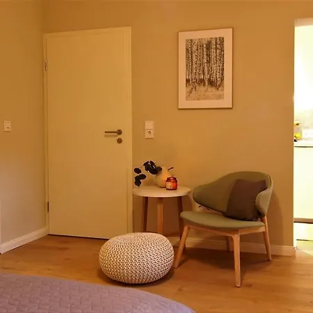 Апартаменты Apartmenthaus Schoen Бад-Нойштадт-ан-дер-Зале
